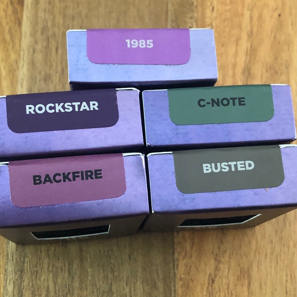 Bundle of Urban Decay Single Eyeshadows